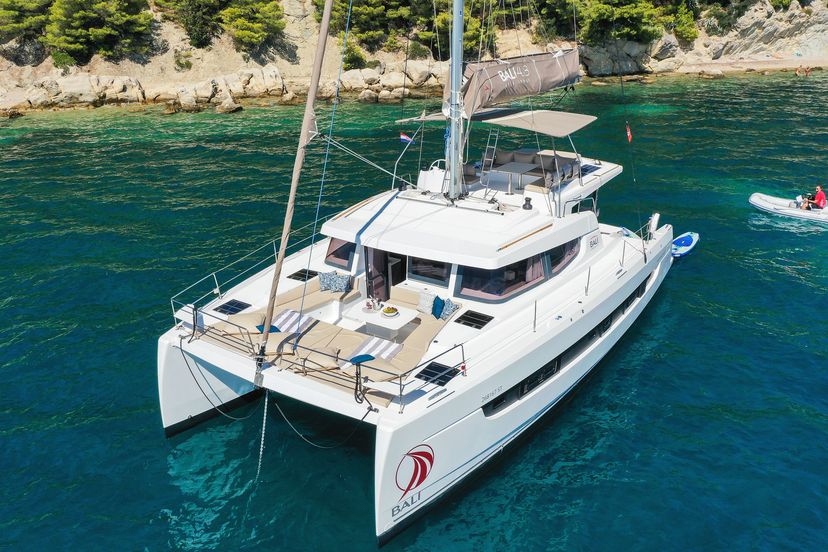 Catana 4.8  Vaya Con Dios