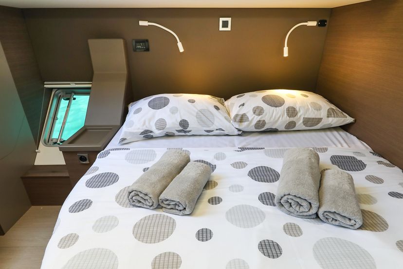 Catana 4.8  Vaya Con Dios