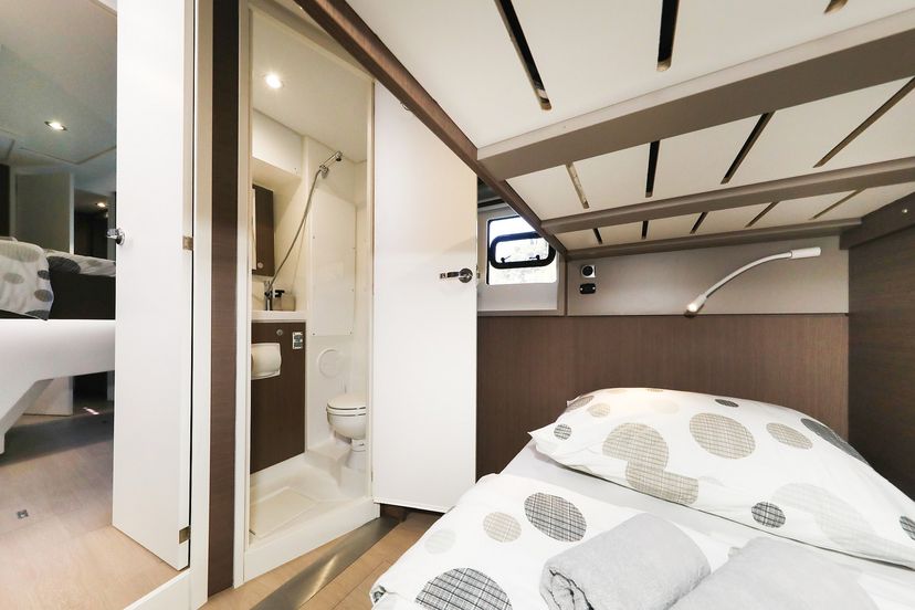 Catana 4.8  Vaya Con Dios