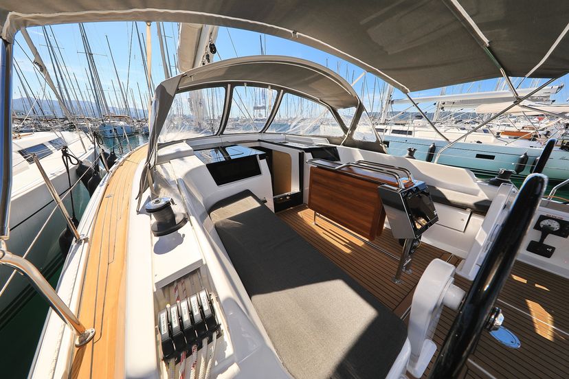 Hanse Yachts 41 Pollux