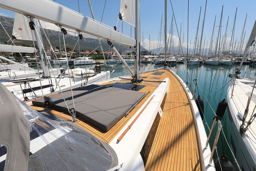 Hanse Yachts 588 Nausicaa II