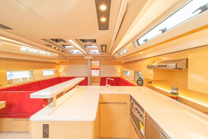 Hanse Yachts 588 Amadea