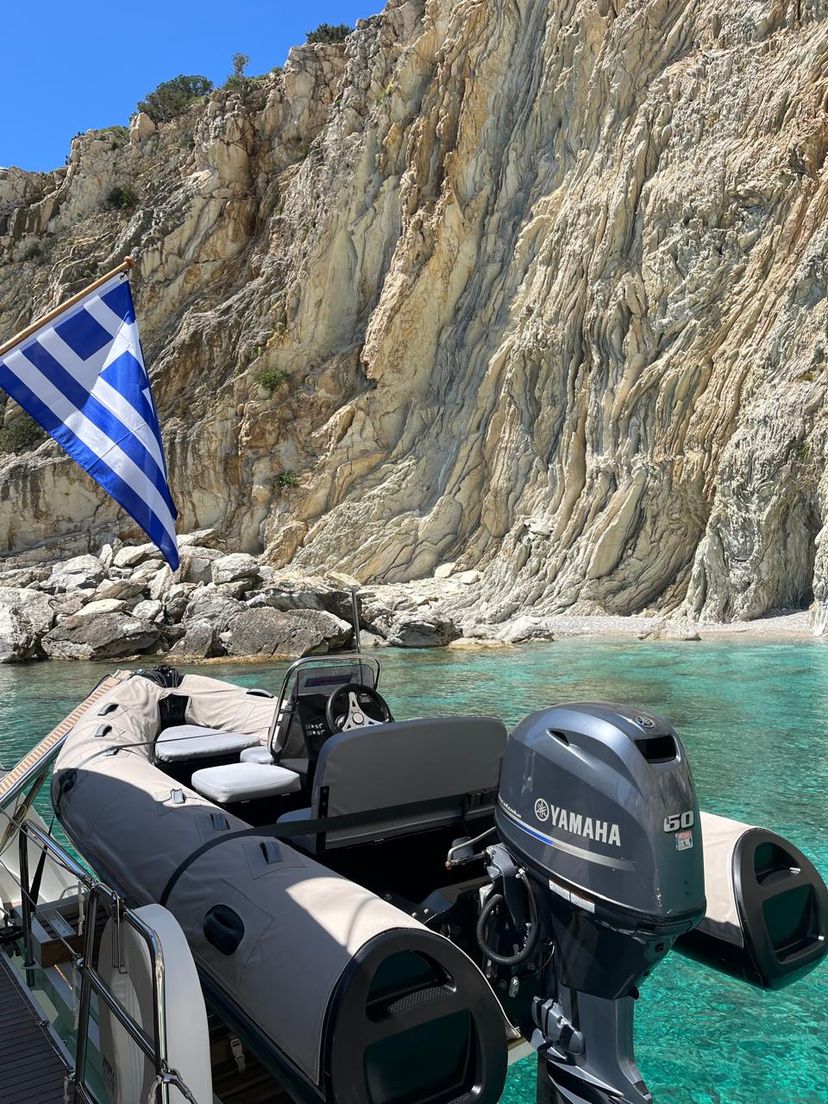 Lagoon 52 Blue Velvet