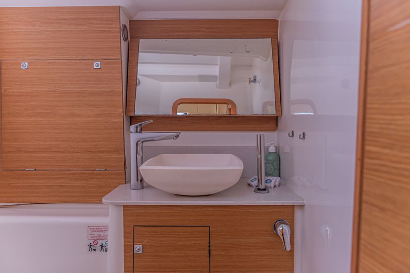 Dufour Yachts 46 Wonder Planet