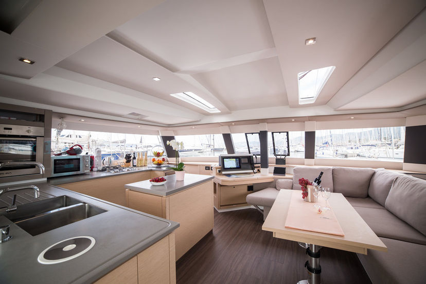 Fountaine Pajot 50 Princess Aphrodite