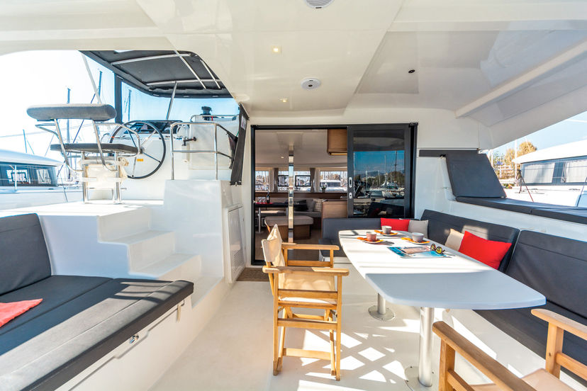 Lagoon 42 Aria