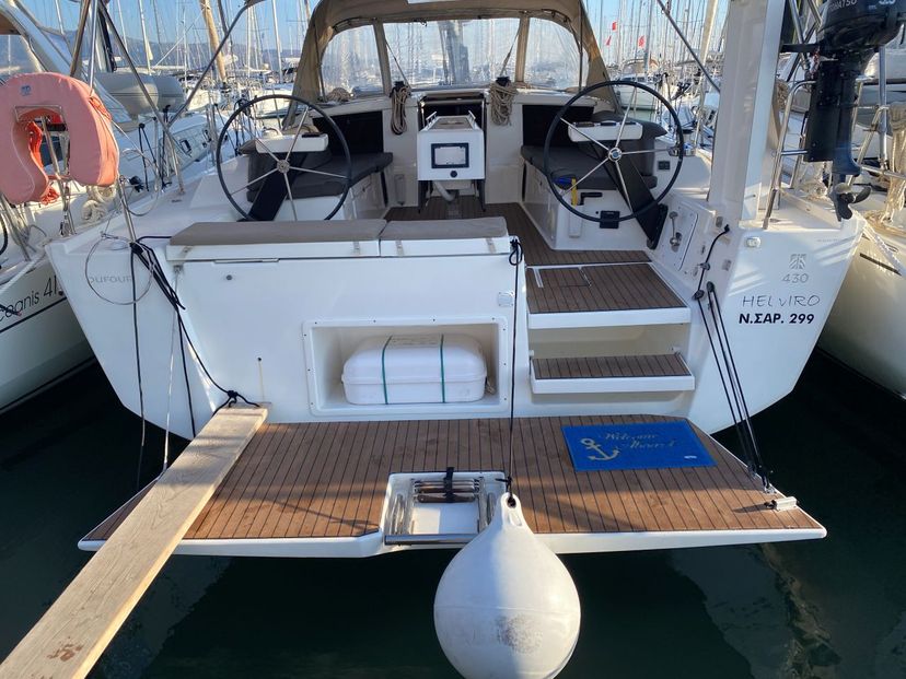 Dufour Yachts 43 HELVIRO