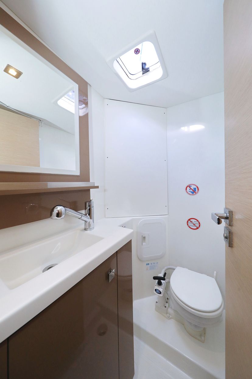 Fountaine Pajot 40 Why Not