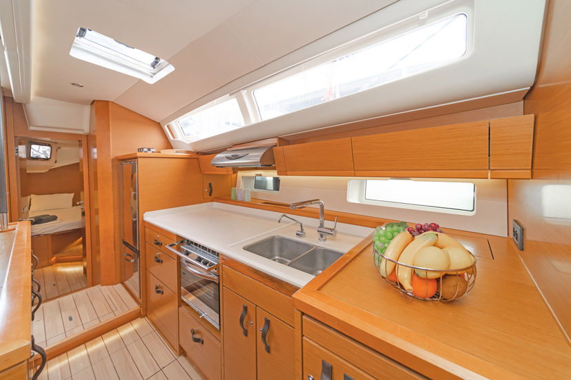 Jeanneau 54 Scorpius
