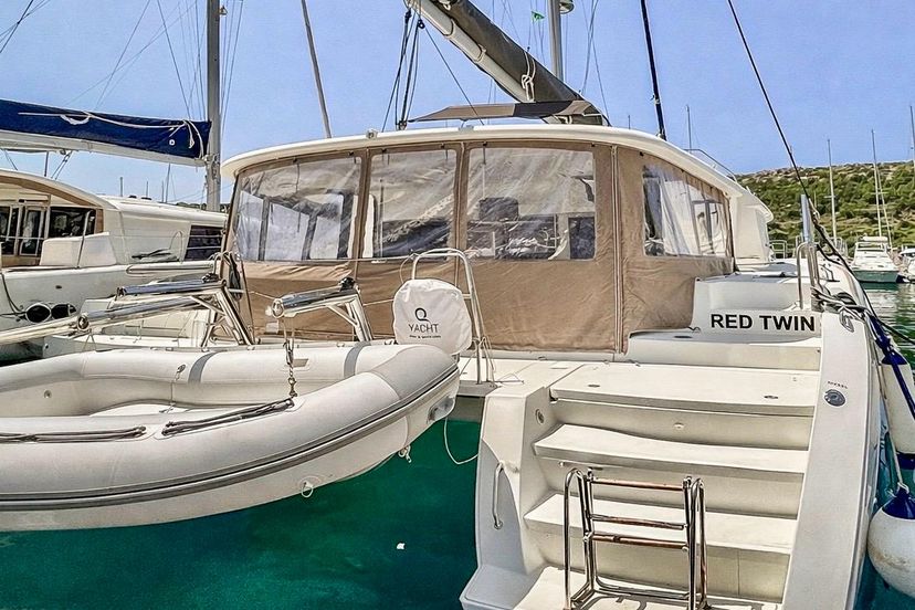 Lagoon 45 Red Twin