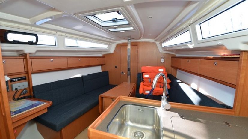 Bavaria Yachtbau CRUISER 33 Karlo