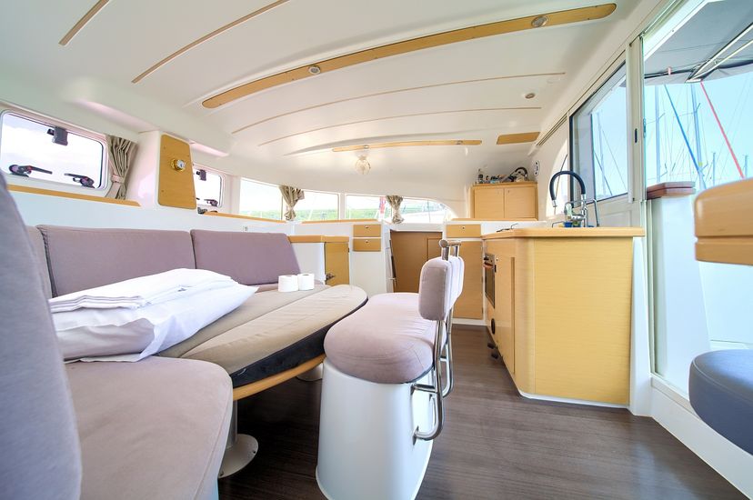 Lagoon 38 Xenia