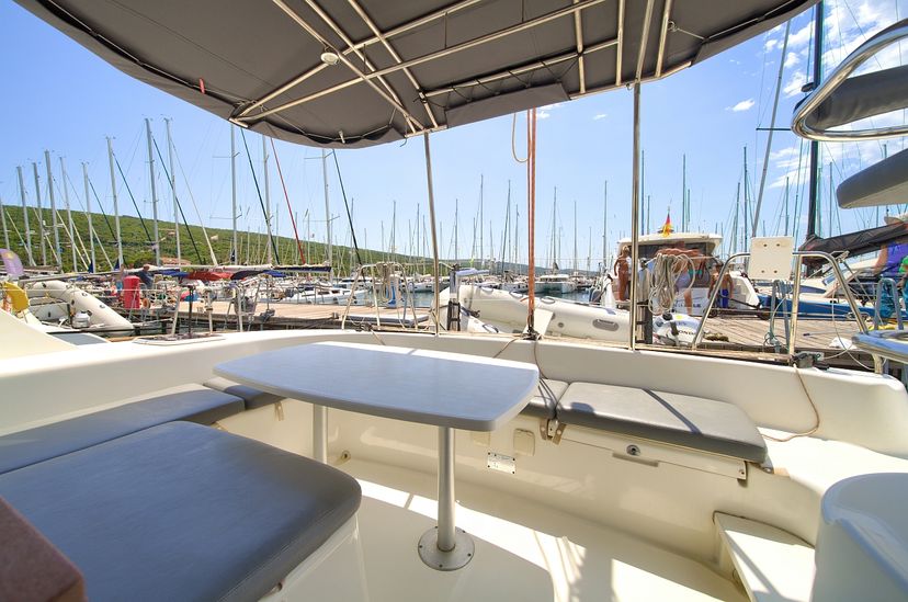 Lagoon 38 Xenia