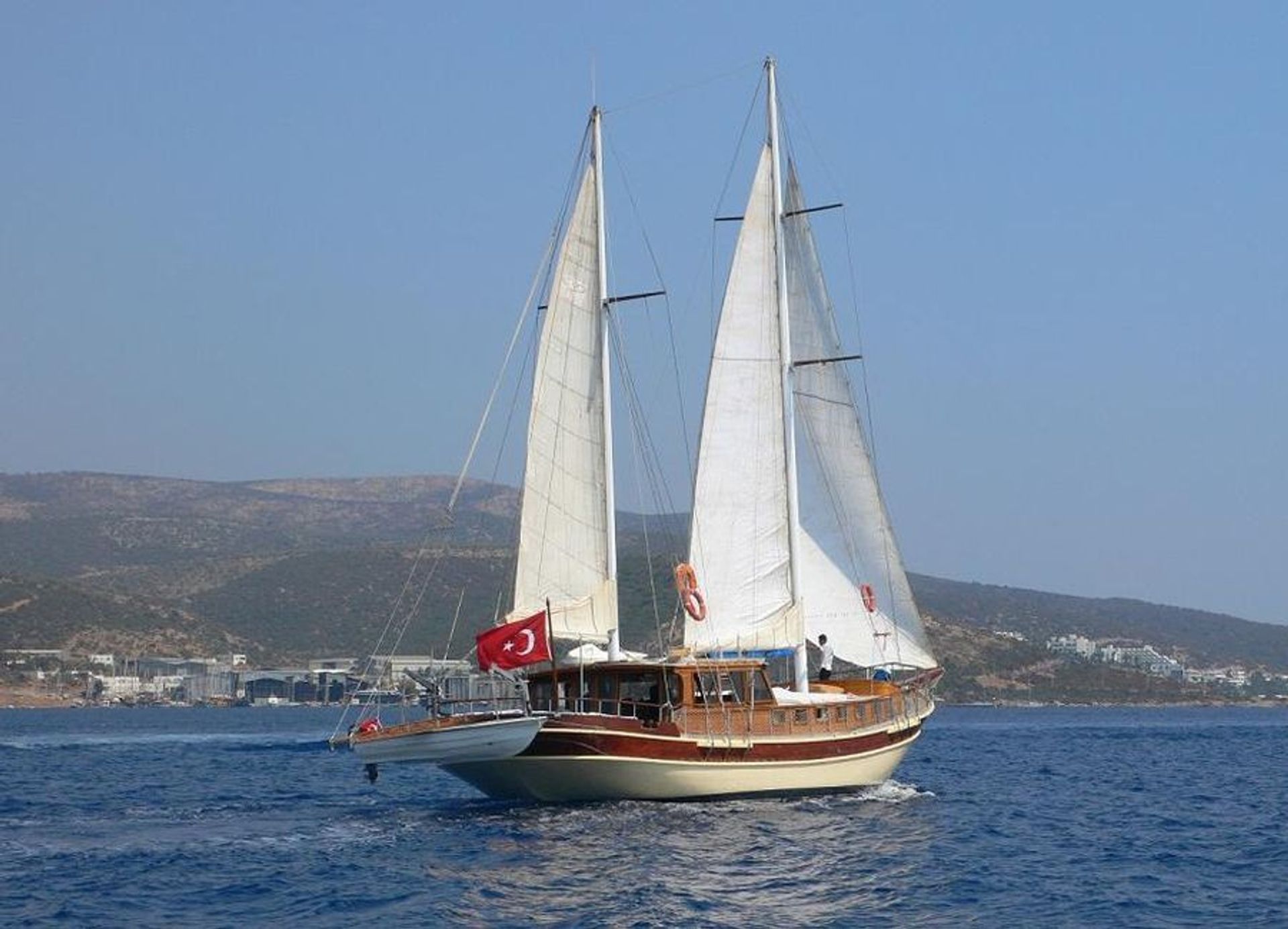 nausys-10599374-10598867-main.jpg