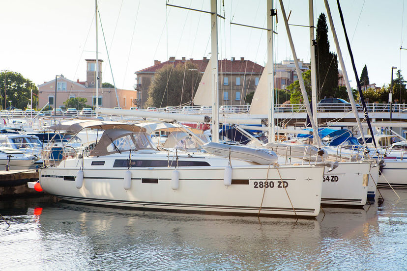 Bavaria Yachtbau 37 Gospoja