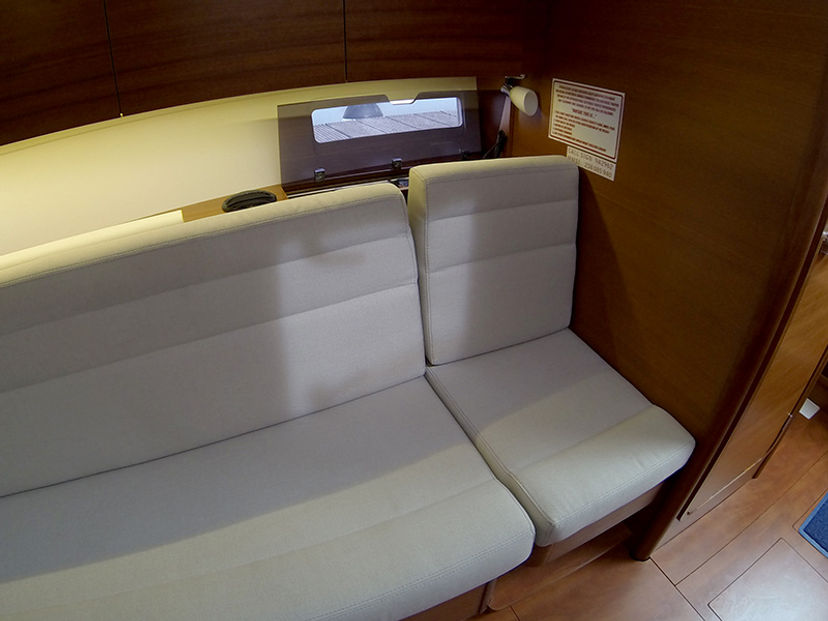 Dufour Yachts 350 Luka