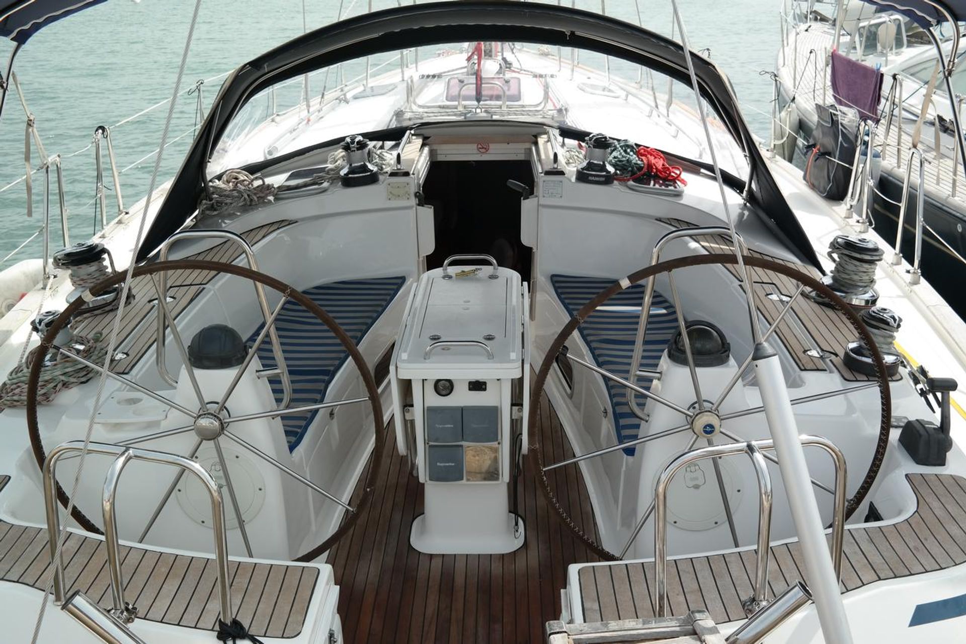 nausys-1081019-827770-n1.jpg