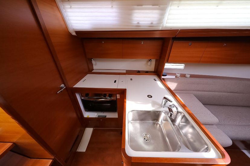 Dufour Yachts 350 Papillon