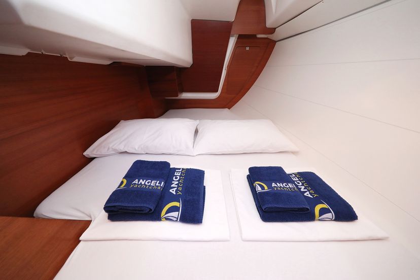 Dufour Yachts 350 Papillon