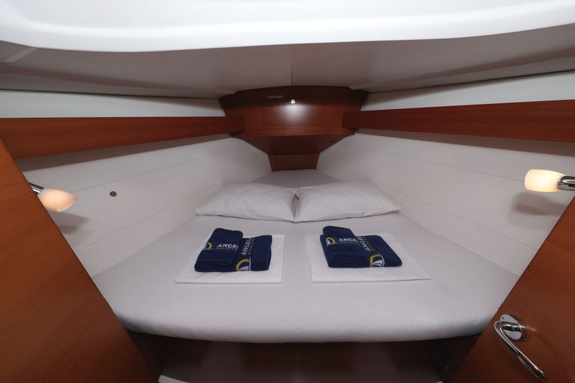 Dufour Yachts 350 Papillon