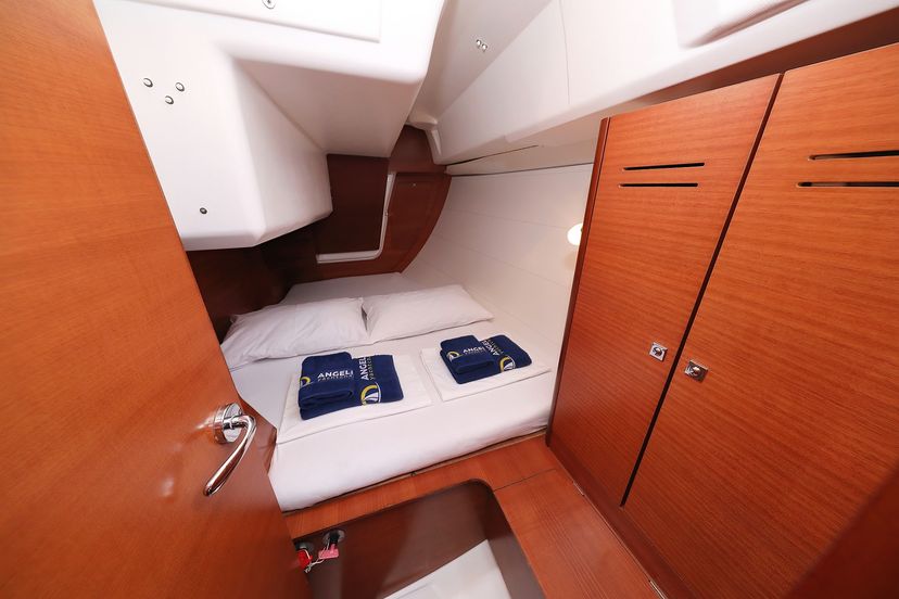 Dufour Yachts 350 Feniks