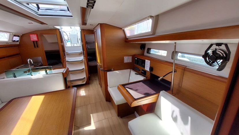 Jeanneau 41 Para elli