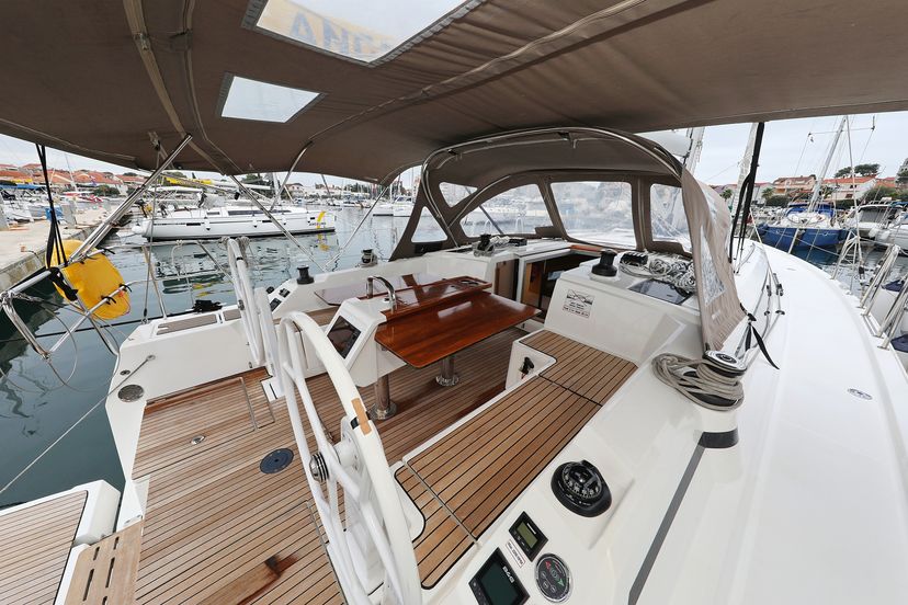 Bavaria Yachtbau C42 Maupiti