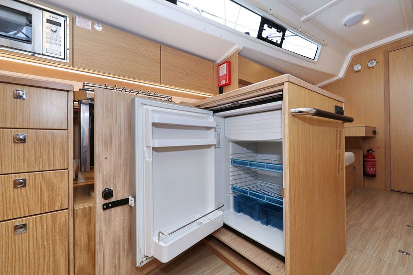 Bavaria Yachtbau C42 Maupiti