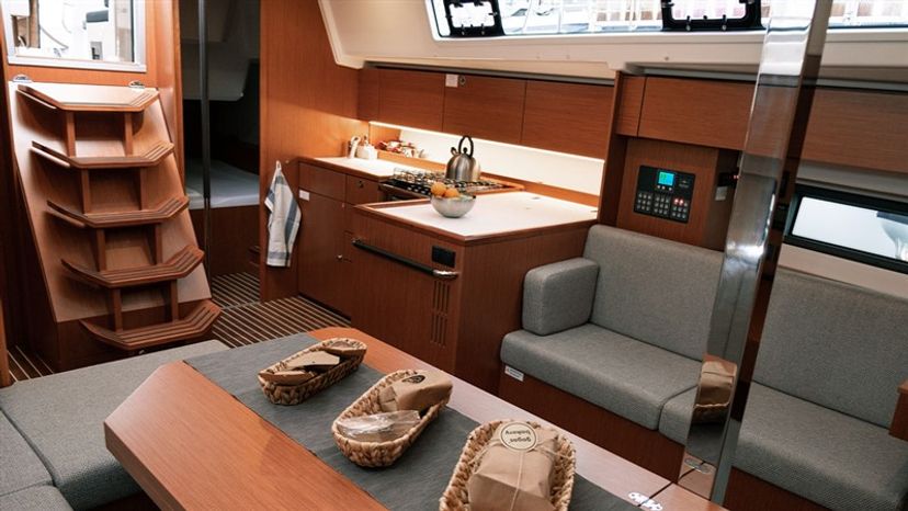 Bavaria Yachtbau C42 Nomad