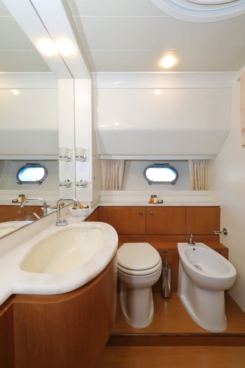 Ferretti 68 Dominique