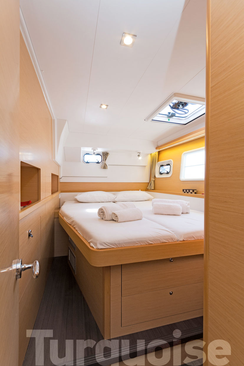 Lagoon 40 Turquoise
