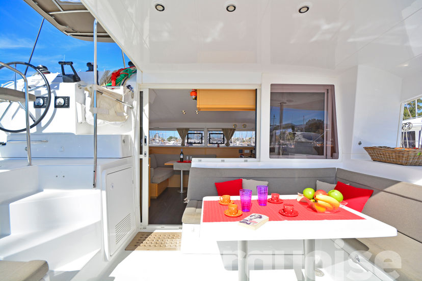Lagoon 40 Turquoise