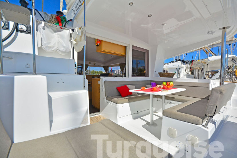 Lagoon 40 Turquoise