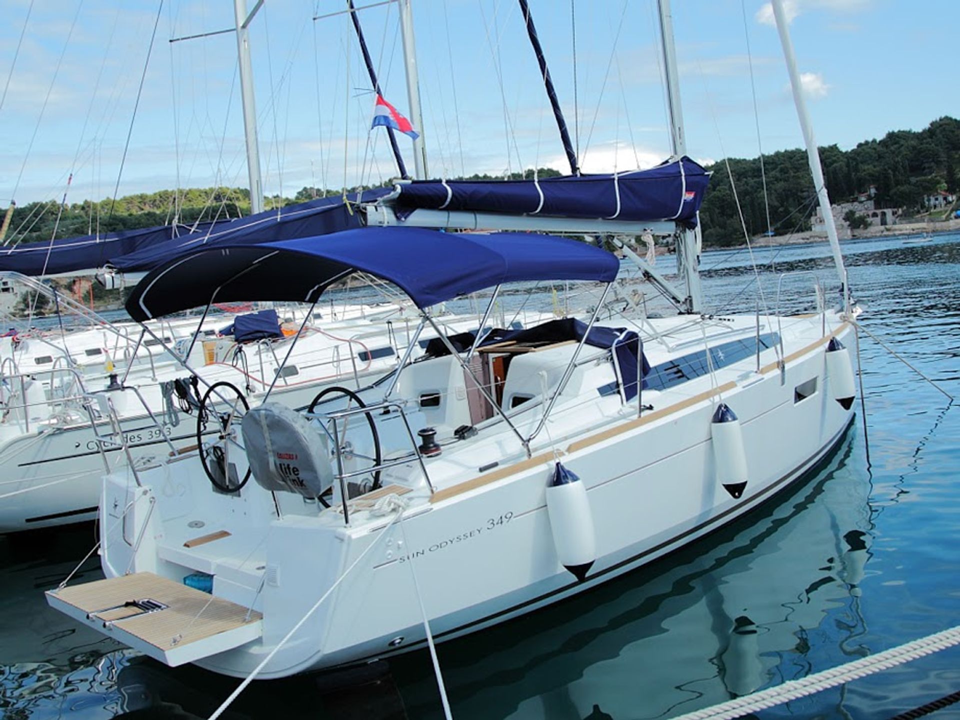 nausys-1205072-100551-main.jpg