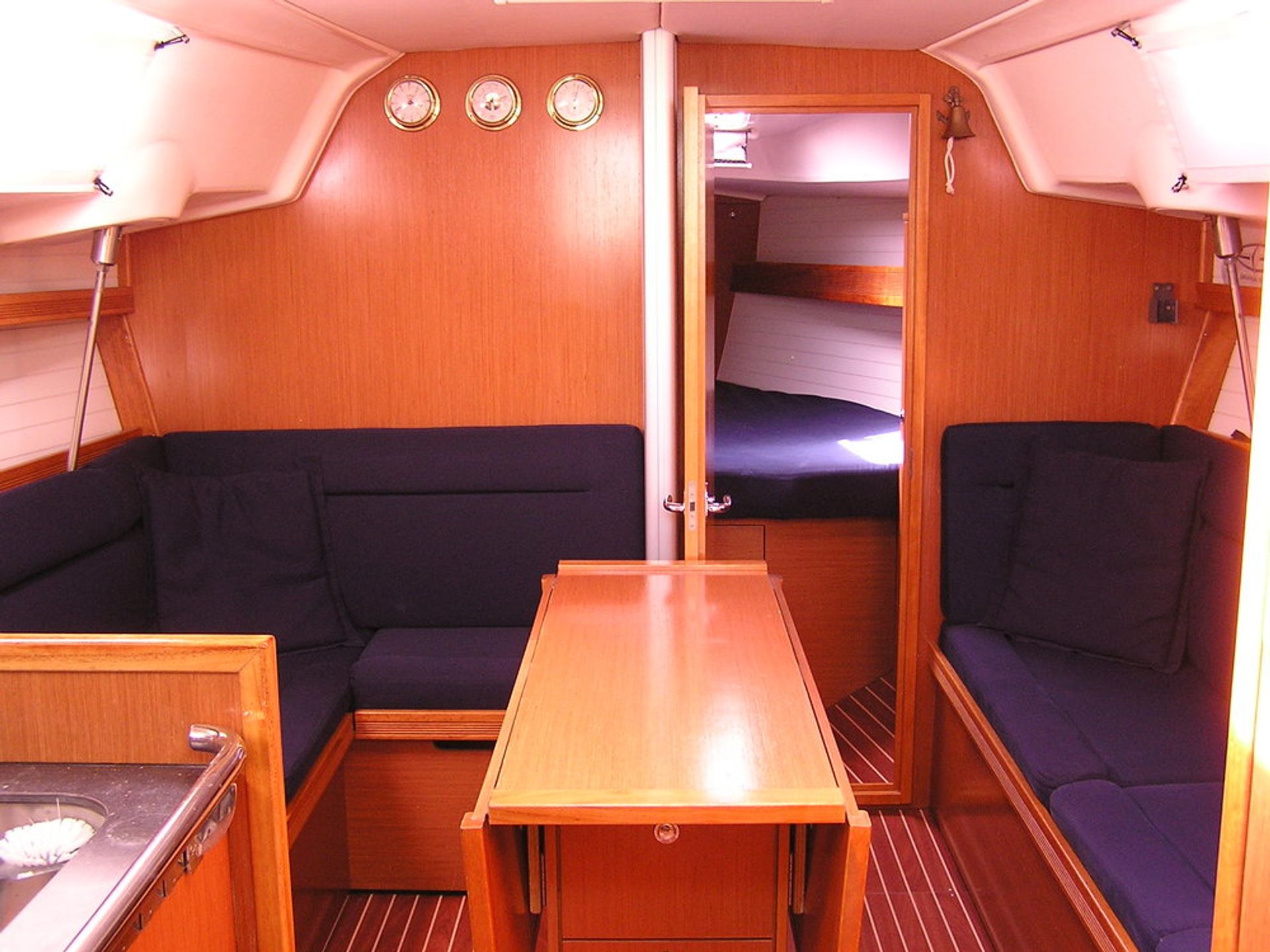 nausys-1217079-845172-p.jpg