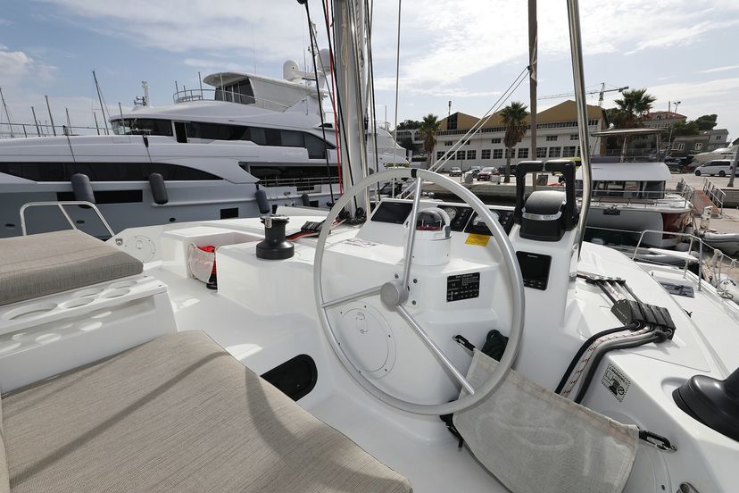 Catana CATSPACE Hi Friends