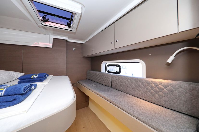 Catana CATSPACE Hi Friends