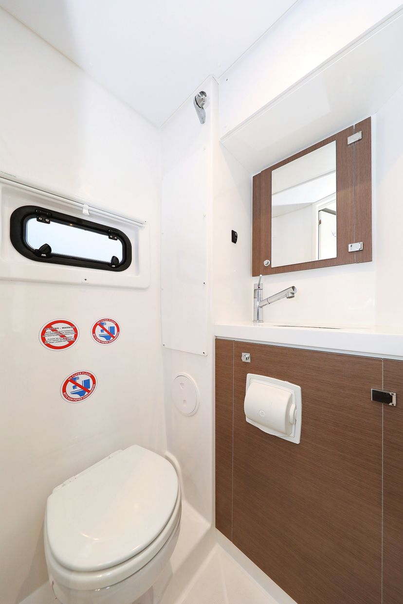 Catana 4.8  Titan