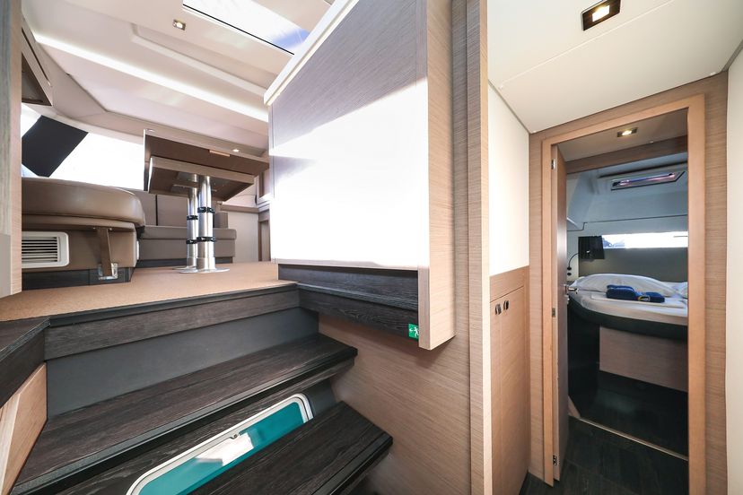Fountaine Pajot 42 Macho