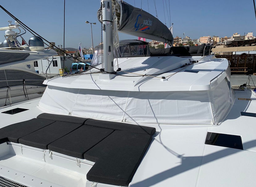 Fountaine Pajot 45 Lazuli