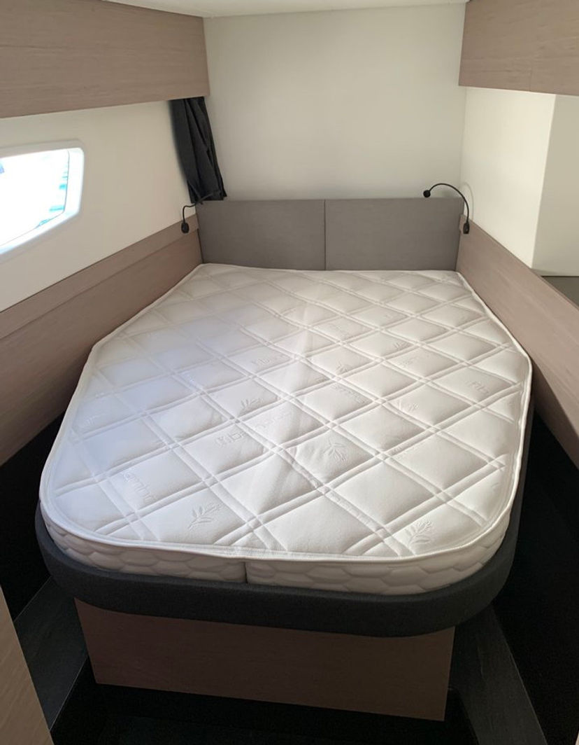Fountaine Pajot 45 Lazuli