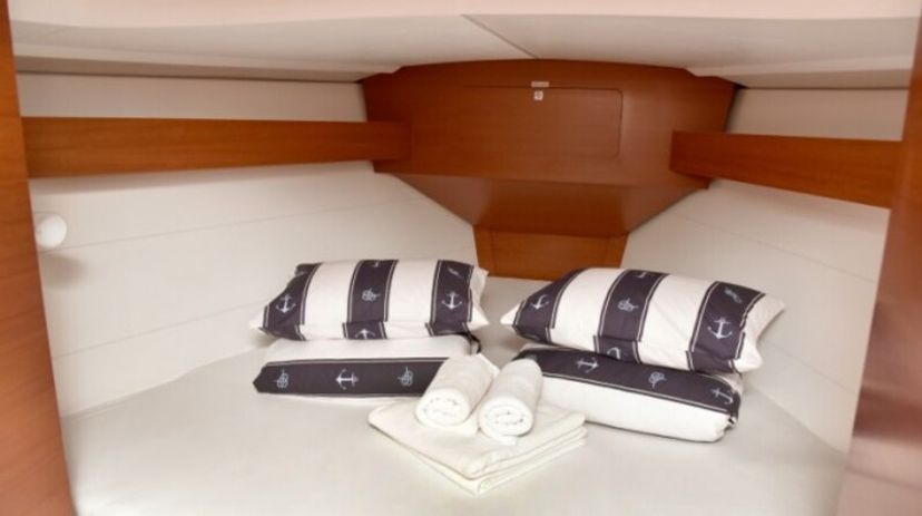 Dufour Yachts 350 Navita