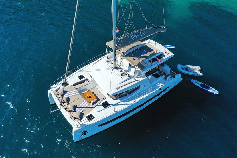 Catana 4.6 Joie de vivre