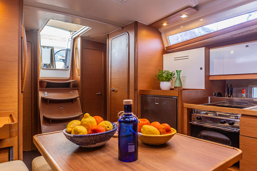 Dufour Yachts 39 Sympathy Planet