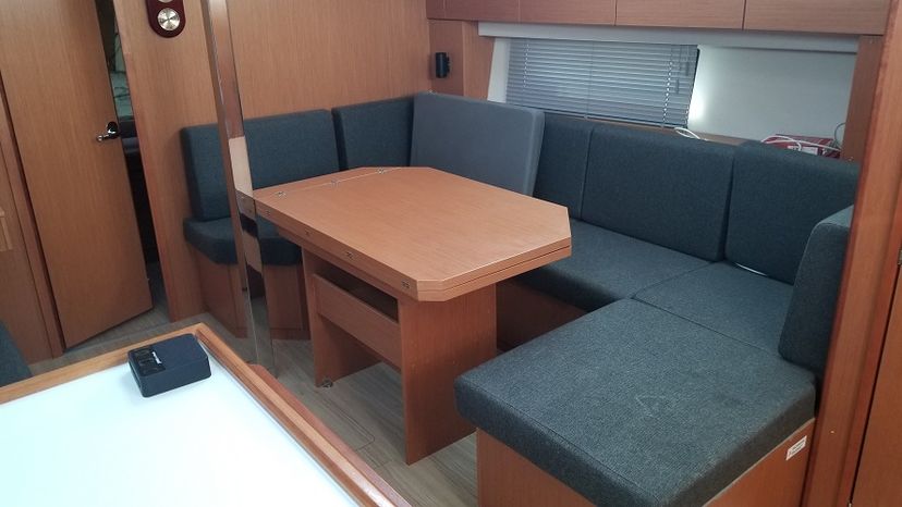 Bavaria Yachtbau C42 Fiesta