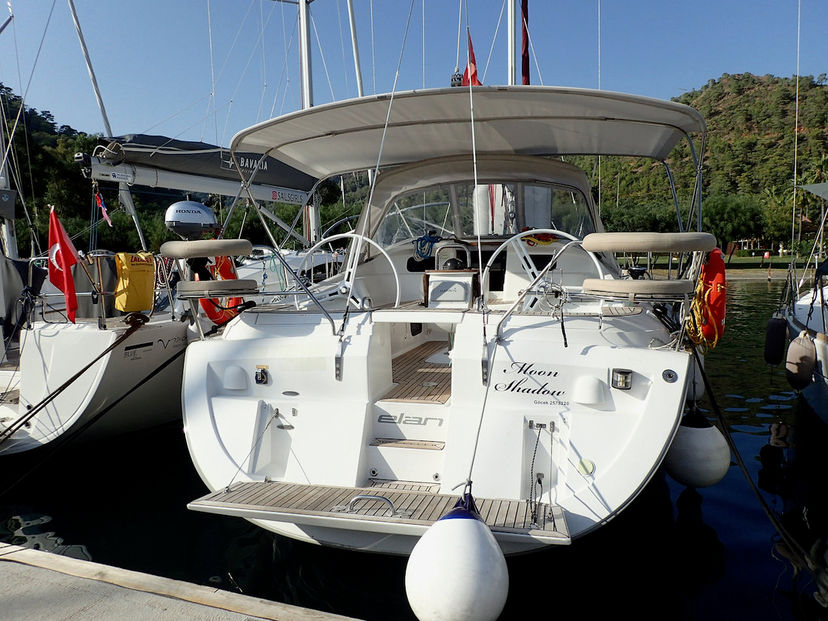 Elan 444 IMPRESSION Moon Shadow