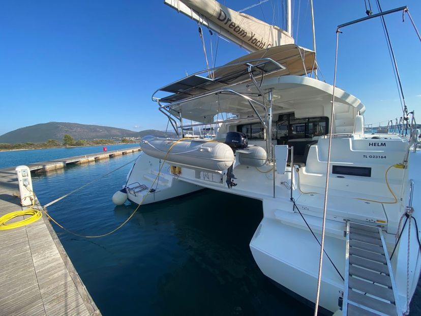 Lagoon 46 HELM