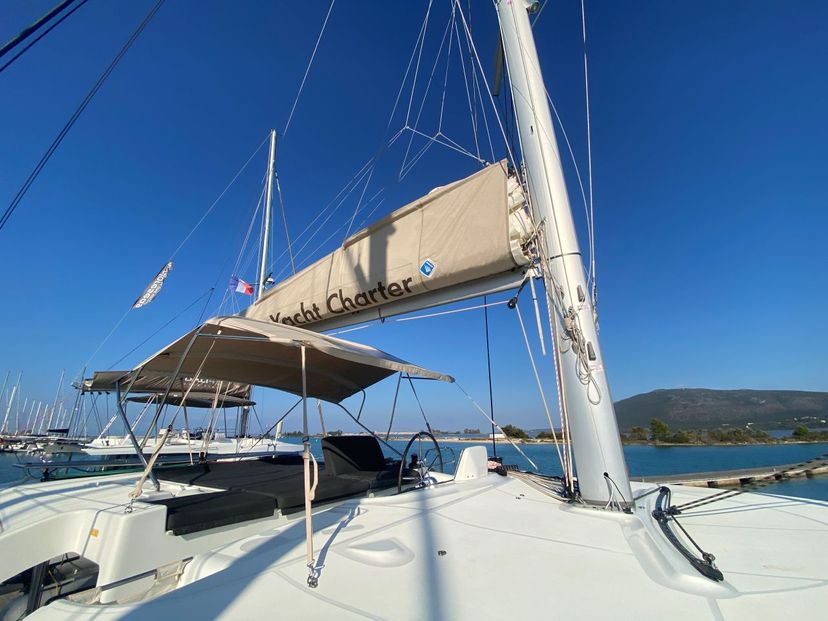 Lagoon 46 HELM