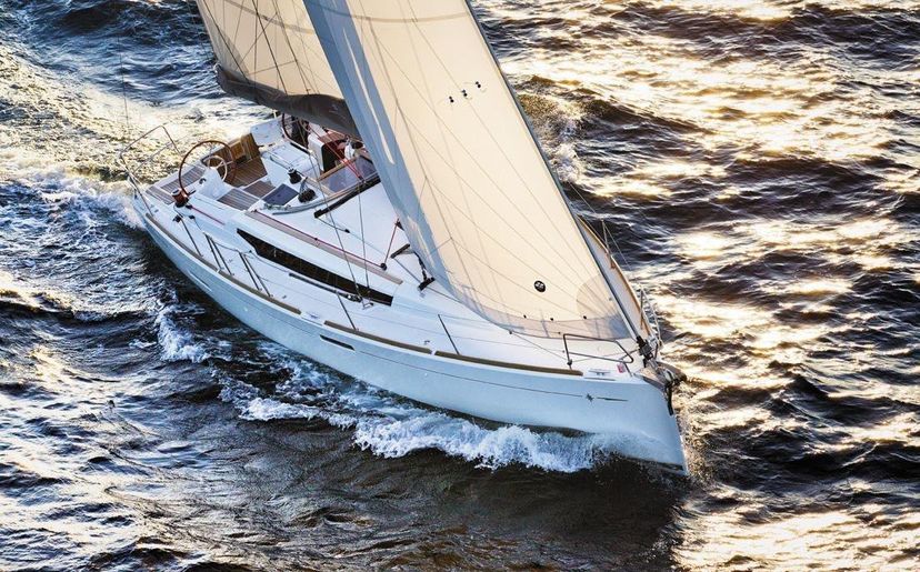 Jeanneau 38 Carelli