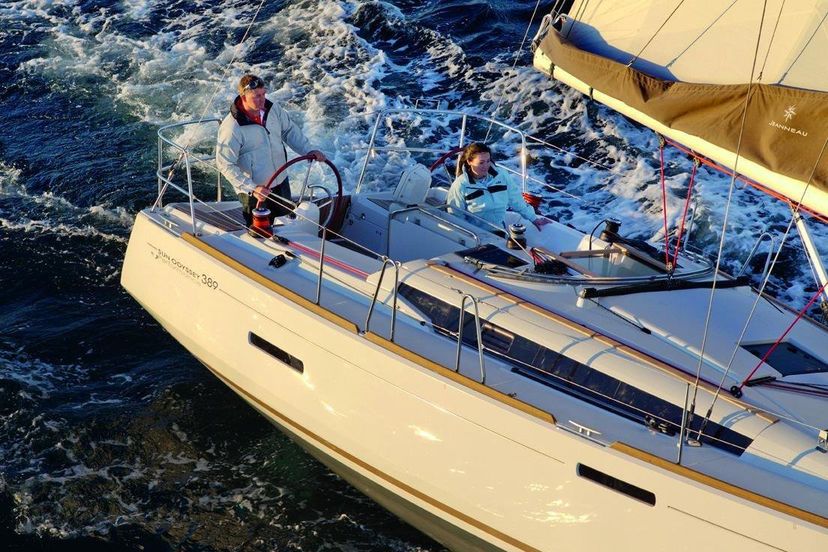 Jeanneau 38 Carelli